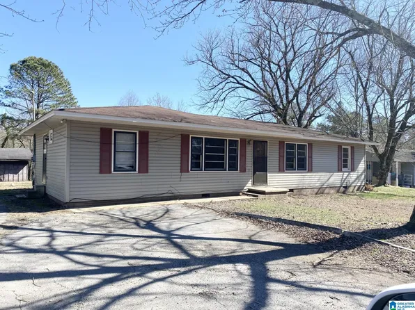 391 Justice St S, Crossville, AL 35962