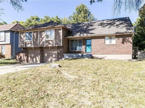 8920 E 81st St, Raytown, MO 64138