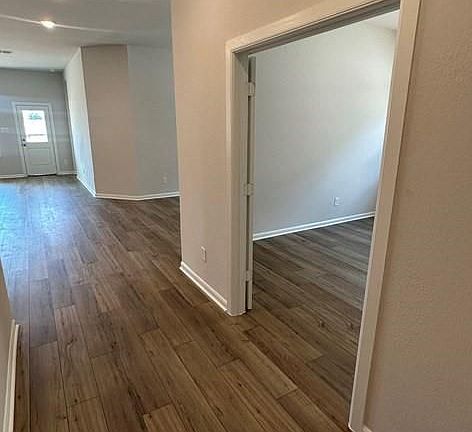 5th image of 18426 Midnight Stone Ln