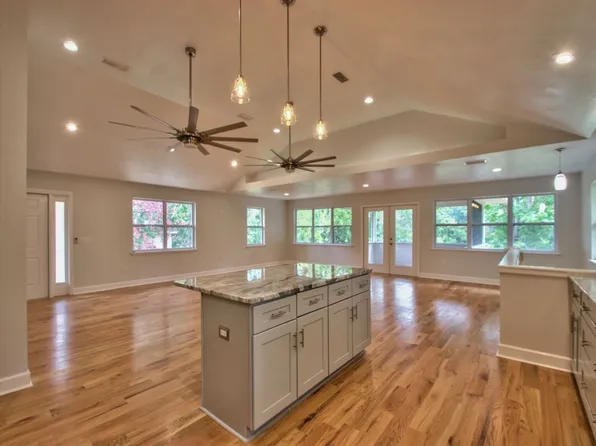 3886 Paddrick Dr, Tallahassee, FL 32309