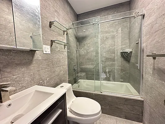 Rented by Dream Space Realty | media 11