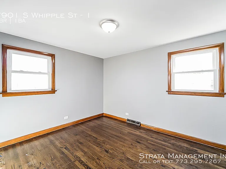 7906 S Whipple St #1 — Photo 9