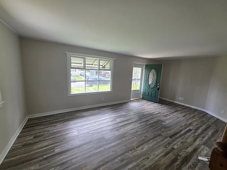 27 Koehler Dr — Photo 6