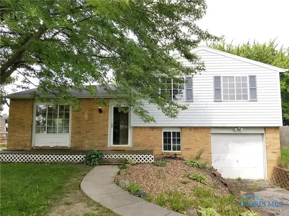 2526 Eden Dr, Northwood, OH 43619