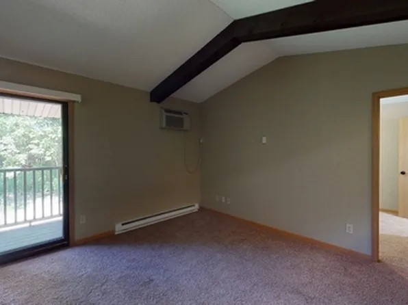 713 McCormick Ave #8, Madison, WI 53704