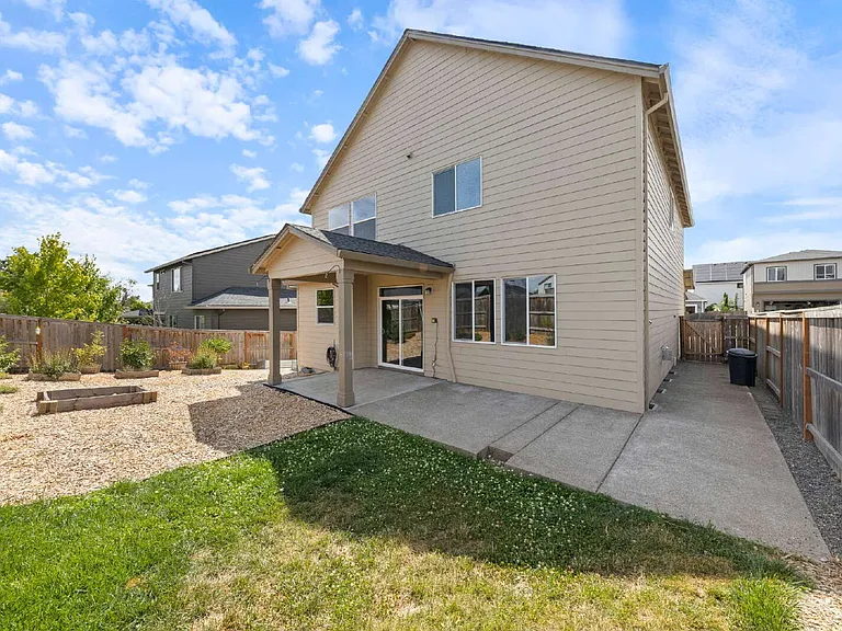 1722 N Kalapuya Pl — Photo 46