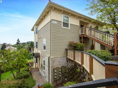 222 NW Uptown Ter APT 1A, Portland, OR, 97210