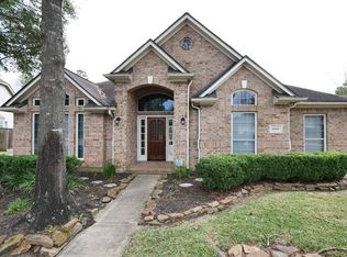 19907 Forest Dr, Spring, TX 77388