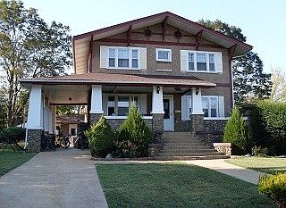 1st image of 220 Eckles St