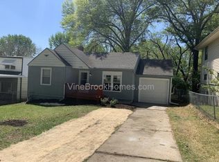 7408 Olive St, Kansas City, MO 64132