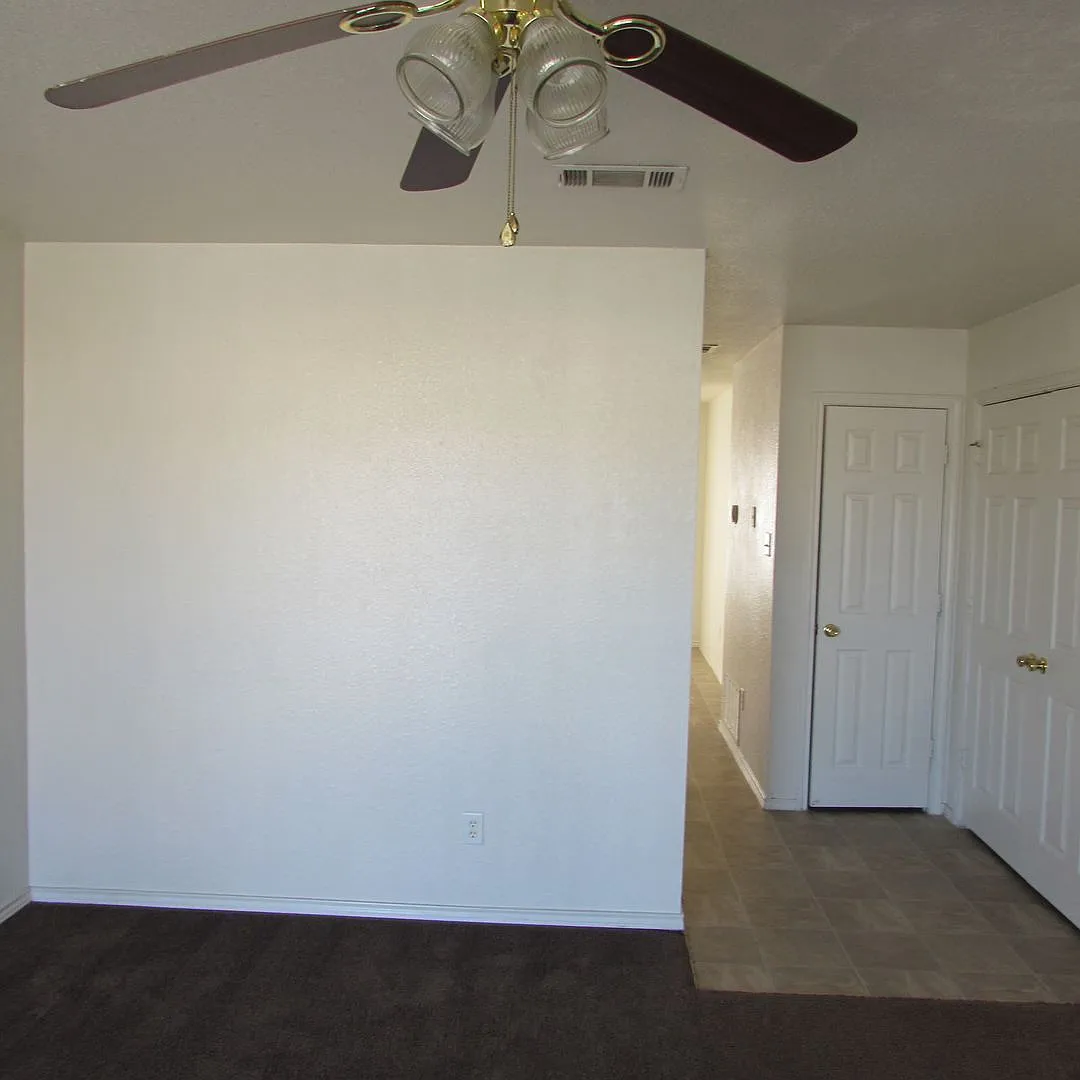 3308 Hereford Ln — Photo 4