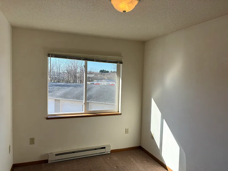 705 Bruce Ct #6 — Photo 13
