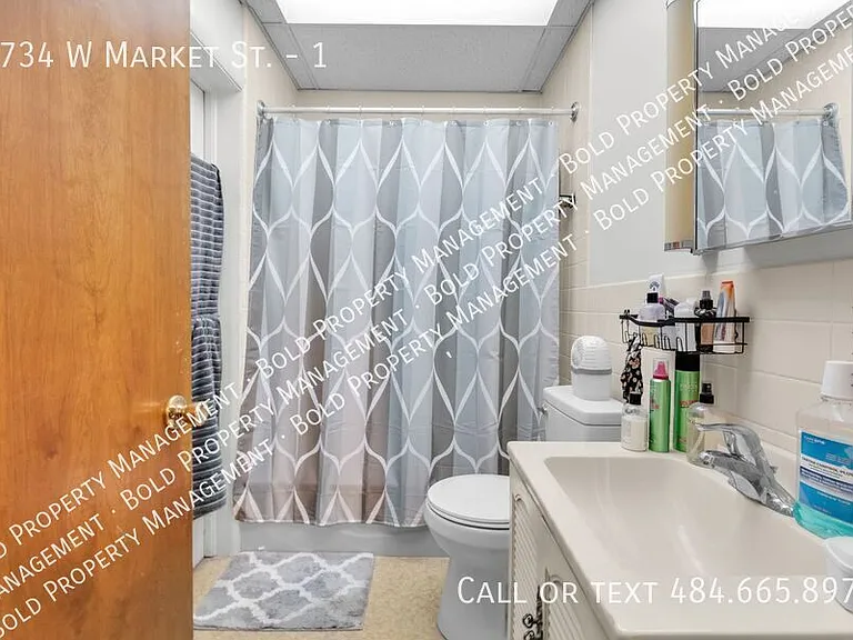 1734 W Market St #1 — Photo 8