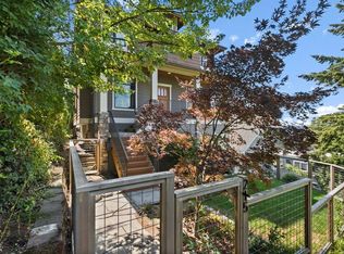 215 NW 60th St, Seattle, WA 98107