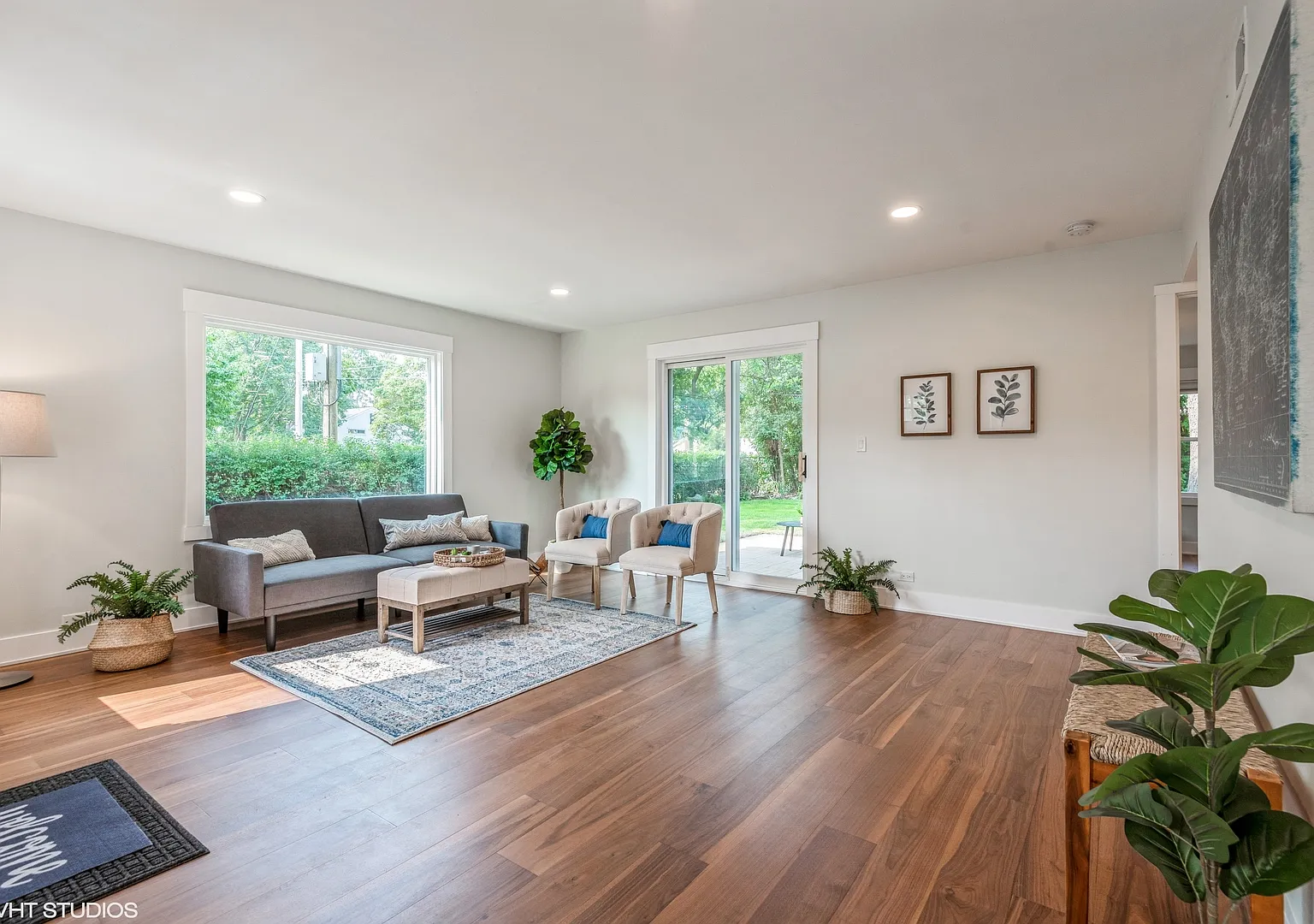 2 bed, 1.5 bath, $3,300 — Photo 2
