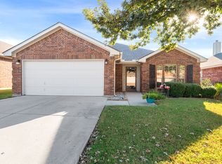 8204 Mule Deer Run, Fort Worth, TX 76179
