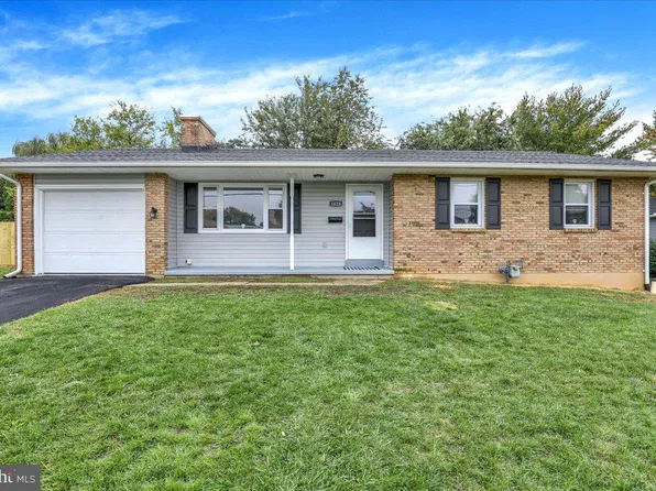 1624 Greenwood Dr, Lebanon, PA 17046