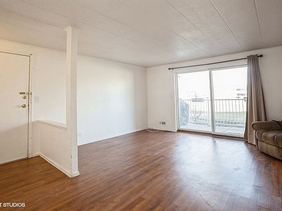 4th image of 1110 Westover Ln Unit 1A