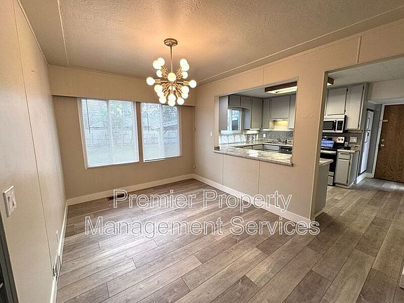 4th image of 2607 Glenwood Ln APT 2