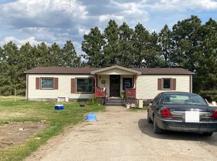 620 Cheyenne View Dr, Great Bend, KS 67530