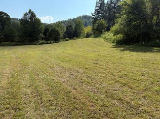 3750 Rockhouse Creek Rd, Salyersville, KY 41465