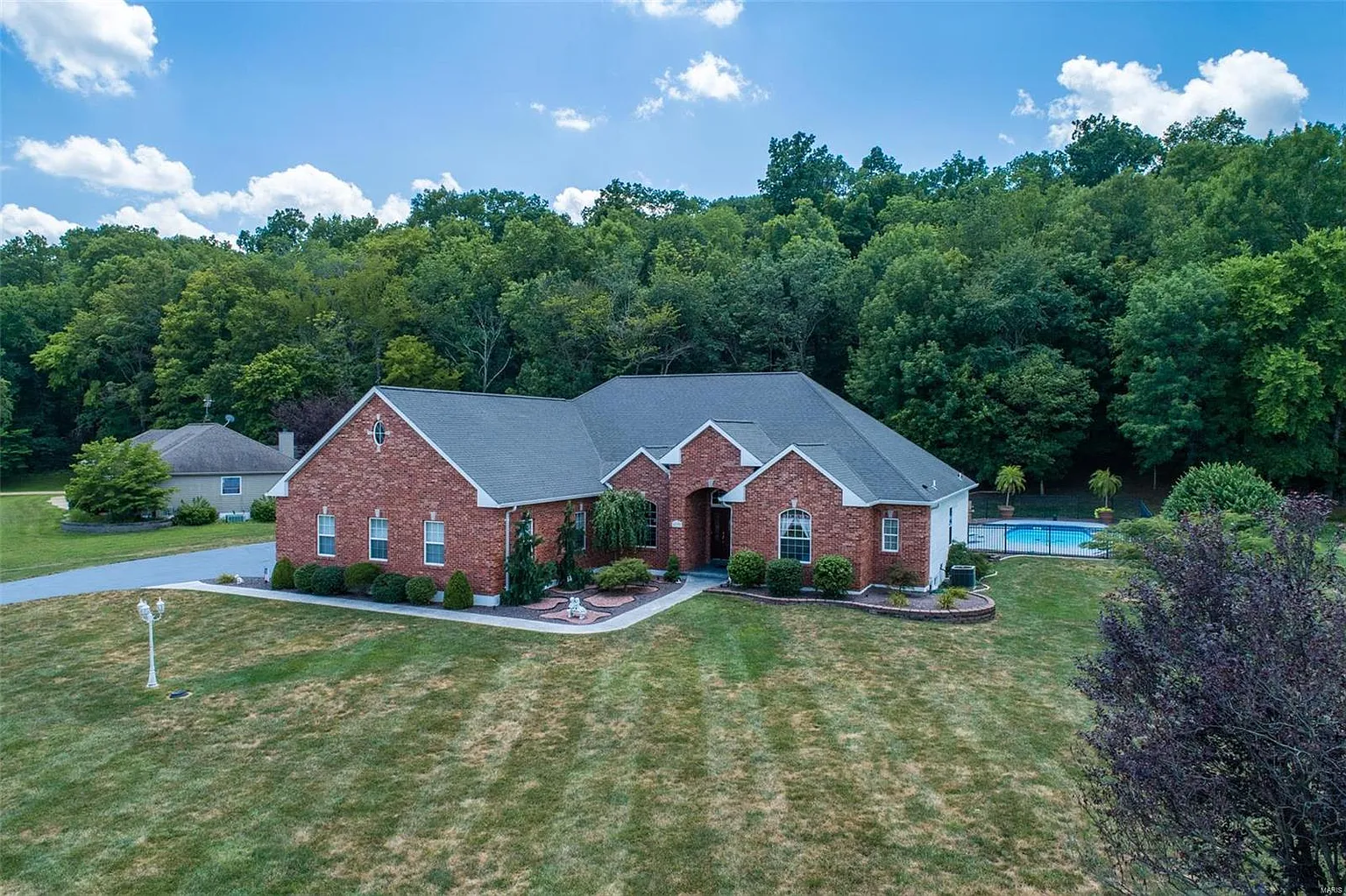 6133 Brookparc Dr photo 1