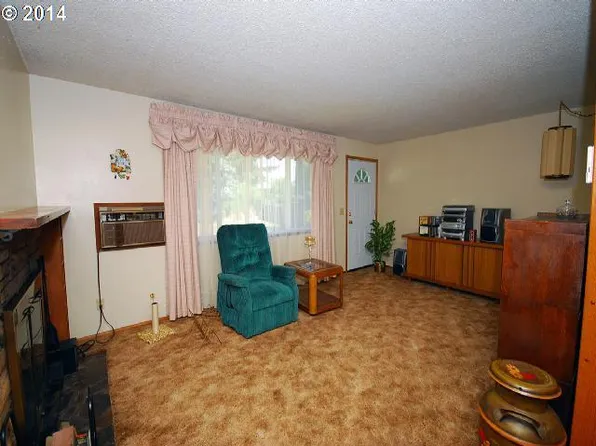 110 N 29th Ave, Cornelius, OR 97113