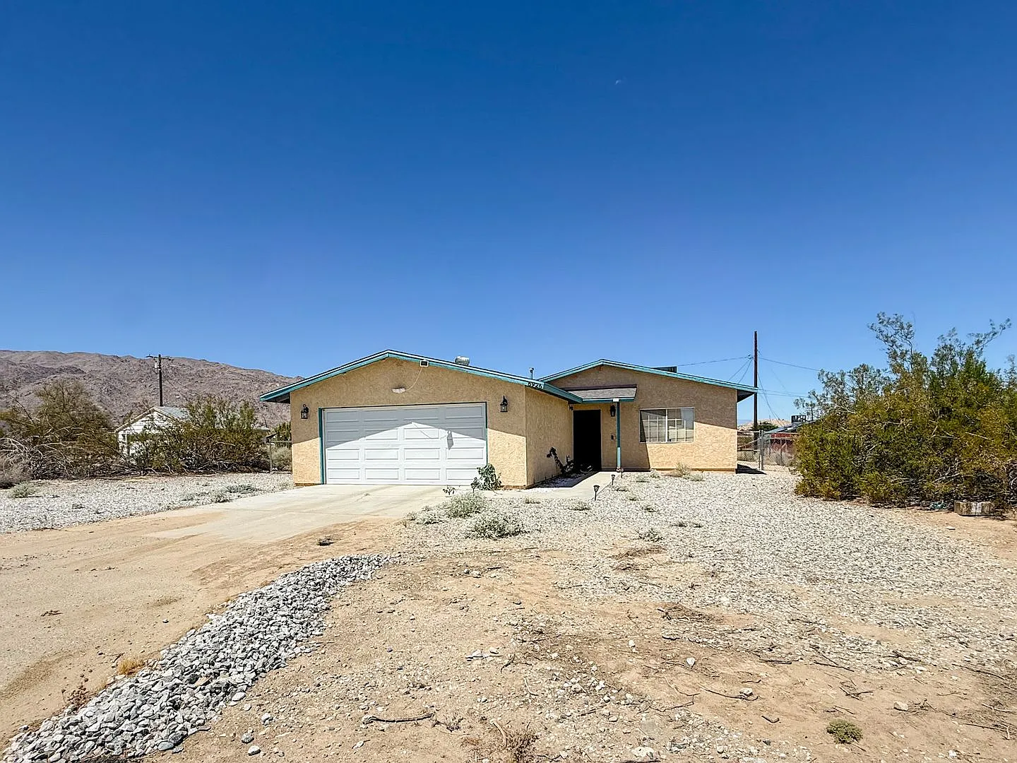 29 Palms Home with Attached Garage — Photo 1