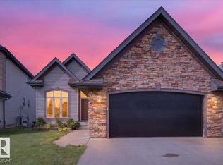 3606 McLay Ct NW, Edmonton, AB T6R 3V2