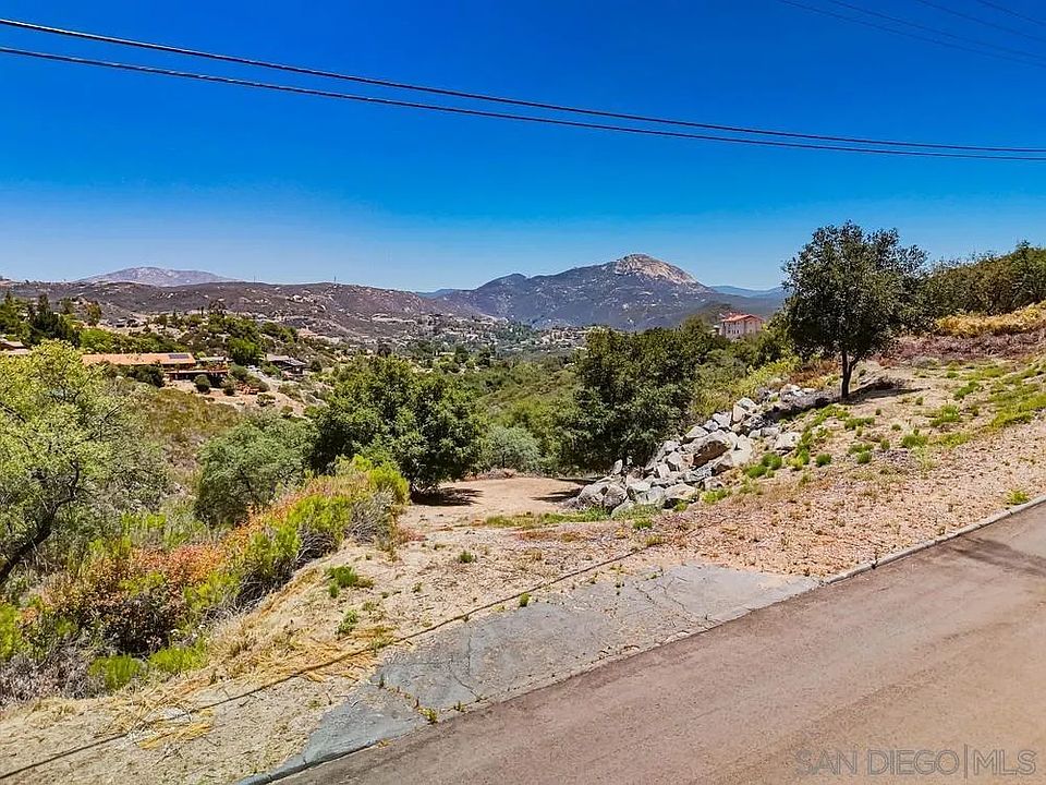 1st image of Via Viejas Oeste #0
