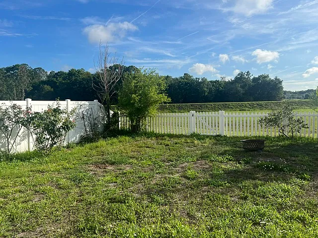 9785 Bennington Chase Dr — Photo 19