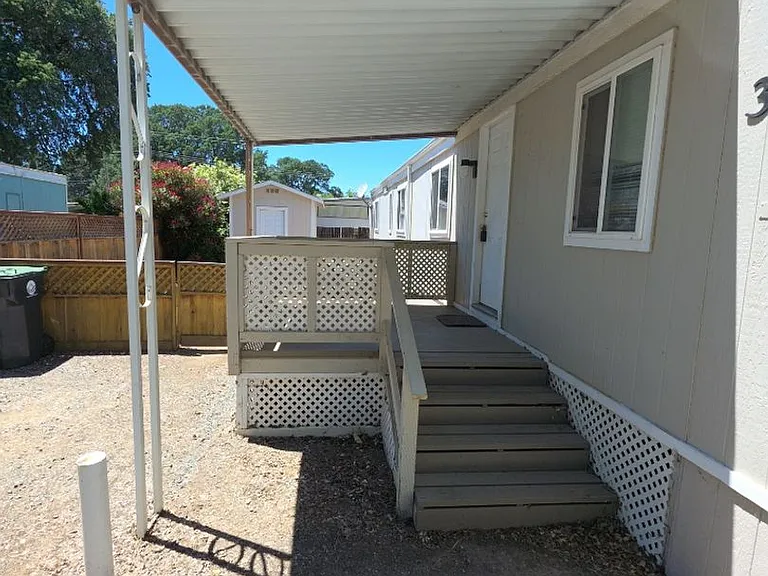 3327 Green Ave — Photo 13