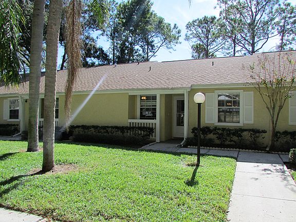2nd image of 1395 Oakhill Dr #103