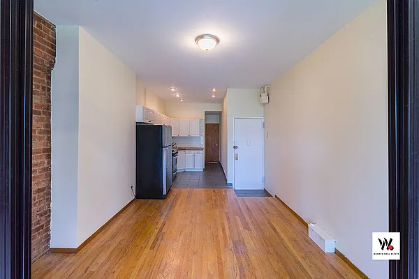 Rented by Warren T Real Estate Corp. | media 30