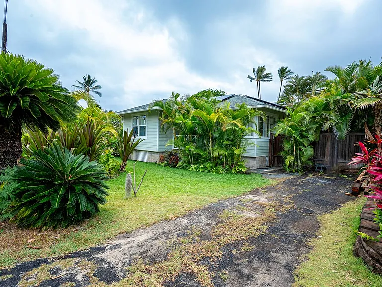 41-020 Ehukai St — Photo 31