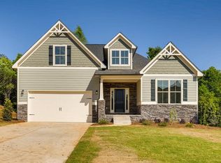 572 Principal Meridian Dr, Dallas, GA 30132