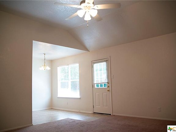 5th image of 2408 Caprice Dr