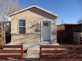 812 12th St NW, Albuquerque, NM 87102