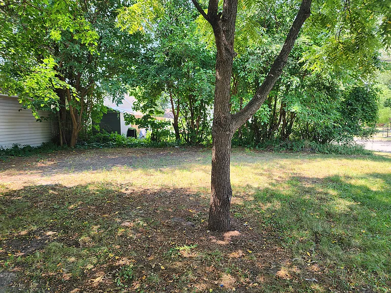 2550 Madison St NE — Photo 39