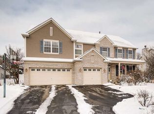 2765 Berman Rd, North Aurora, IL 60542