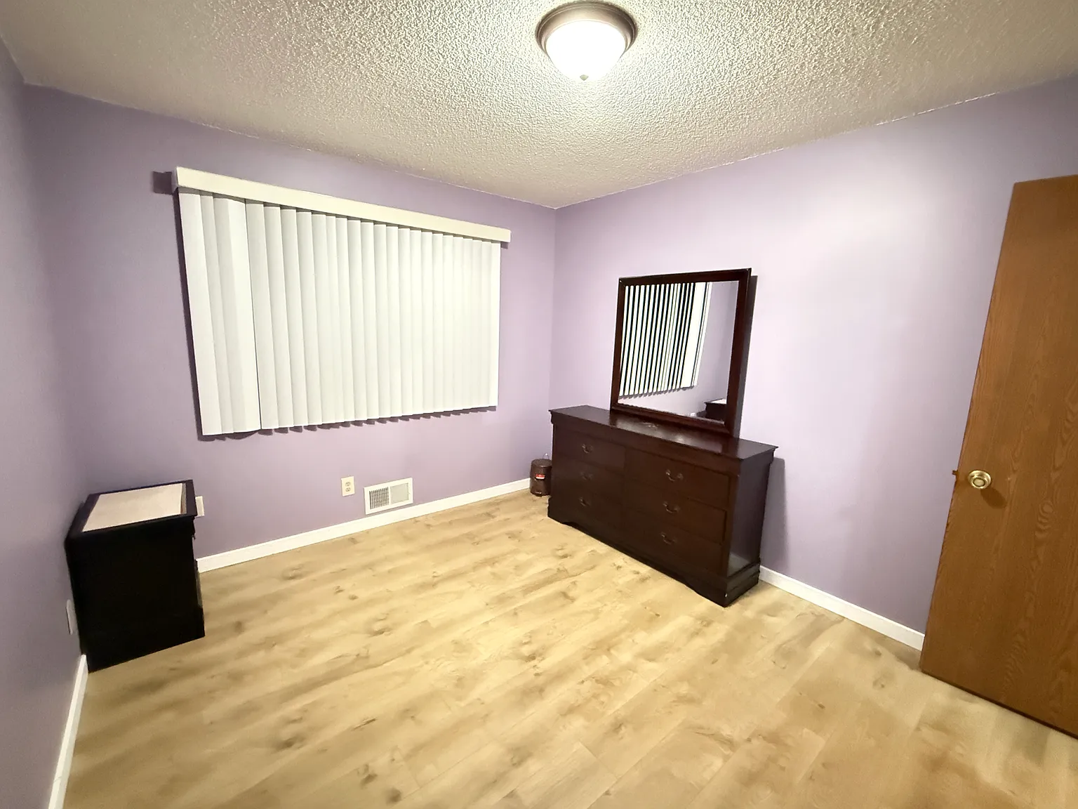 4 bed, 2002 sqft, $2,900 — Photo 3