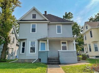 801 W 15th St, Davenport, IA