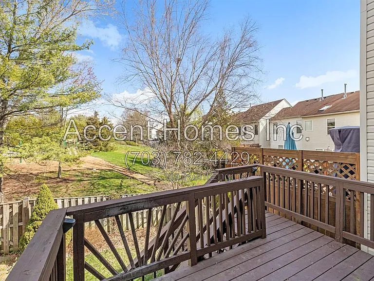 21217 Millwood Sq — Photo 50