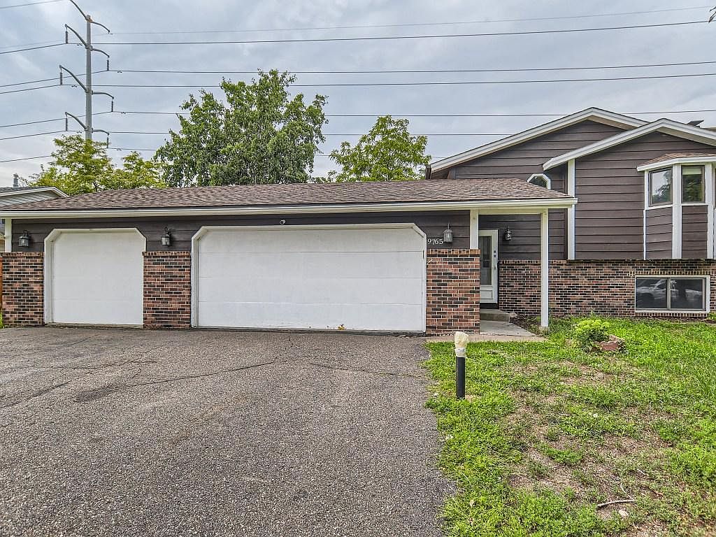 9765 Washburn Ave N, Brooklyn Park, MN 55444 Zillow