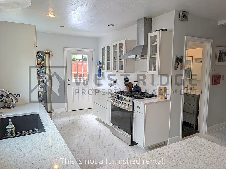 3308 N Terry St — Photo 11