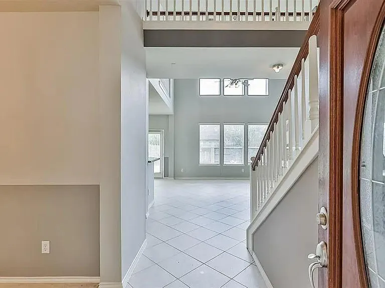 13002 Misty Bay Ln — Photo 4