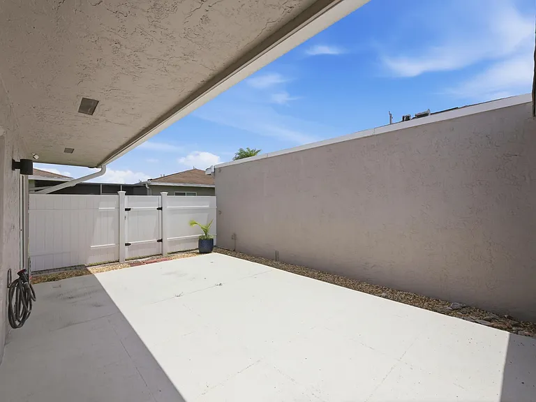 14832 Wildflower Ln — Photo 29