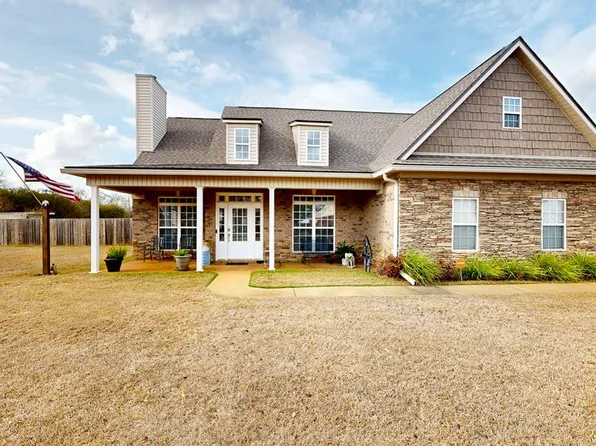 21 June Dr, Midland City, AL 36350