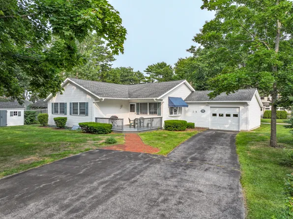26 Bayview Avenue, Ogunquit, ME 03907