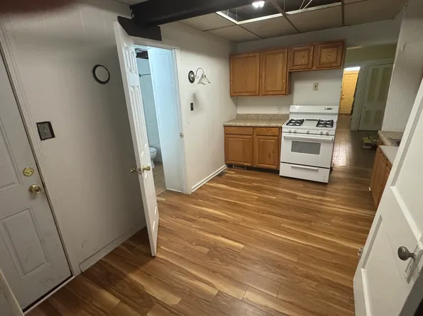 309 Gist St, Pittsburgh, PA 15219